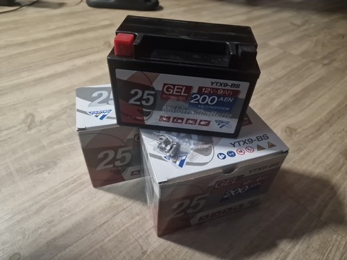 Motorrad batterie 12v - motorrad,